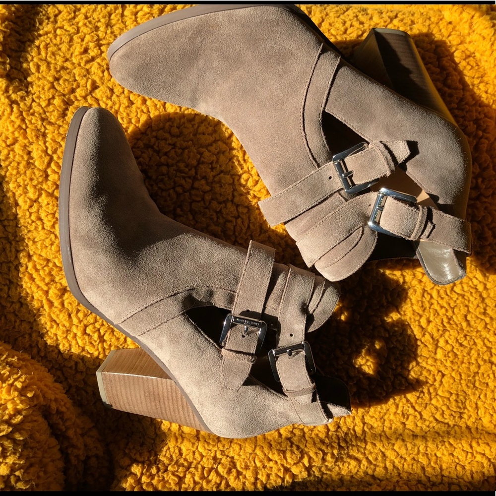 Size 10 Michael Kors Walden Bootie